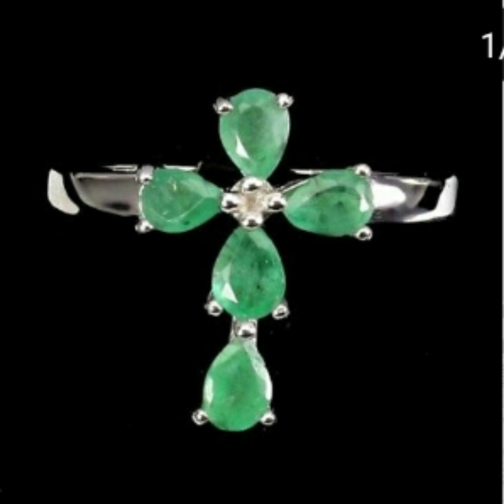 Natural Emerald Cross Ring Z5